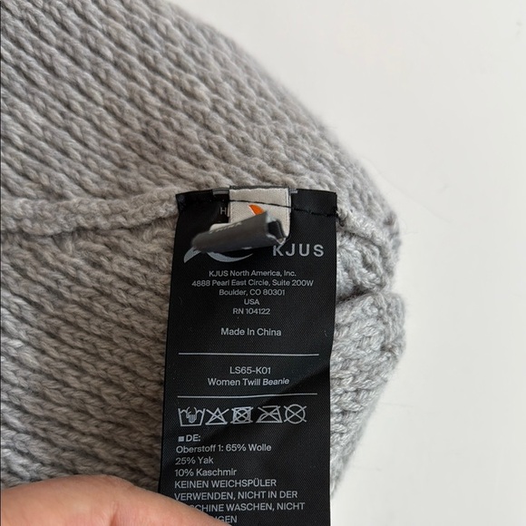 Kjus Women Twill Gray Knit Beanie OS main image 5